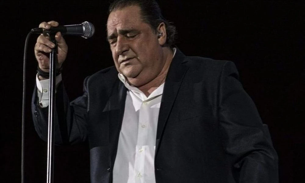 Βασίλης Καρράς: Σπαρακτικό το τελευταίο σημείωμα στη γυναίκα του